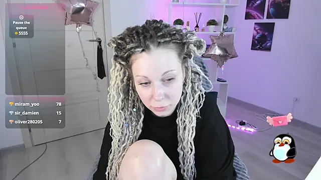 Snapshot of HoneySallyMoore chatting on 19, 1, 2025 HoneySallyMoore online show from 19, 1, 2025