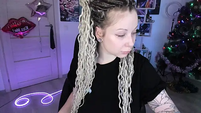 HoneySallyMoore online show from 8, 1, 2026