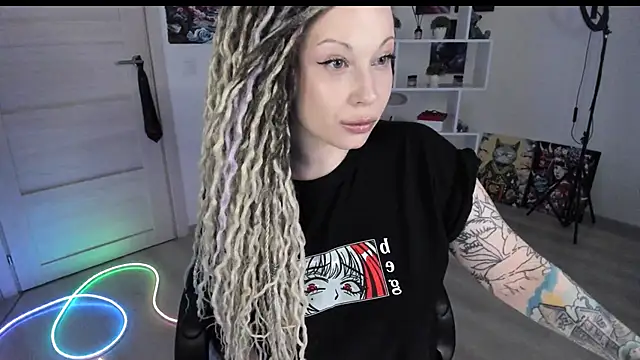 HoneySallyMoore online show from 25, 4, 2026