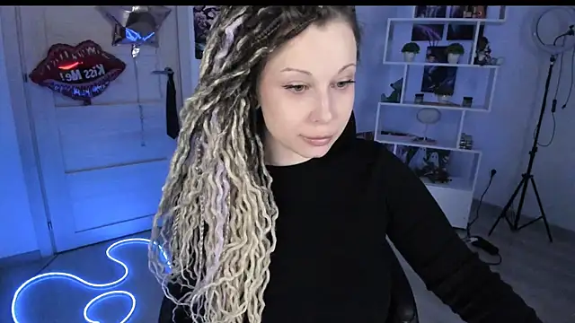 HoneySallyMoore online show from 13, 2, 2026