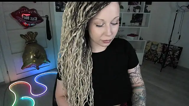 HoneySallyMoore online show from 26, 5, 2026