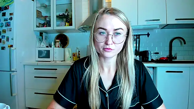 your Goddess Eva online show from 18, 11, 2025