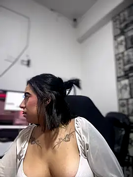 Scarlett-LS online show from 5, 11, 2025