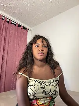 Snapshot of Daphnewalker__ chatting on 28, 10, 2025 Daphnewalker online show from 28, 10, 2025