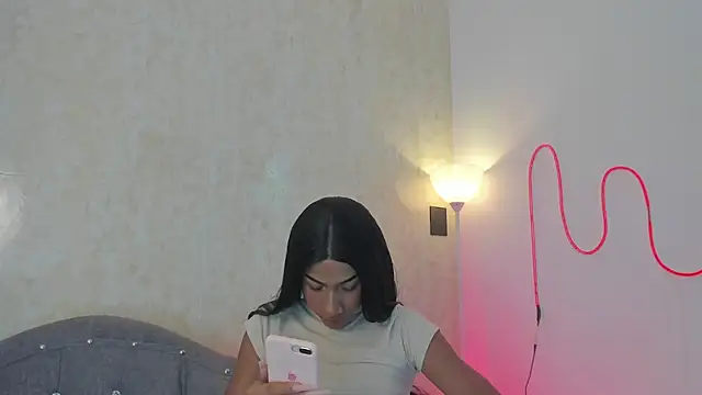 Snapshot of AntoniSantoss chatting on 30, 10, 2025 AntoniSantoss online show from 30, 10, 2025