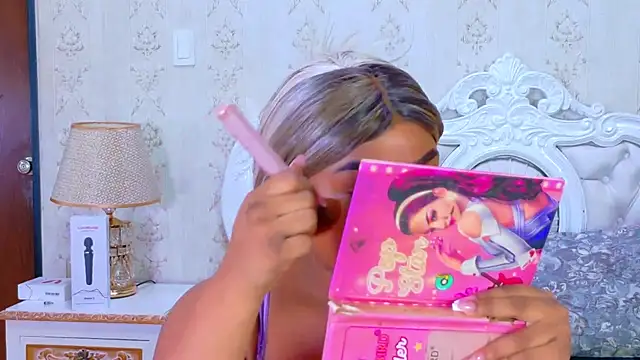 TianahGlow online show from 12, 11, 2025