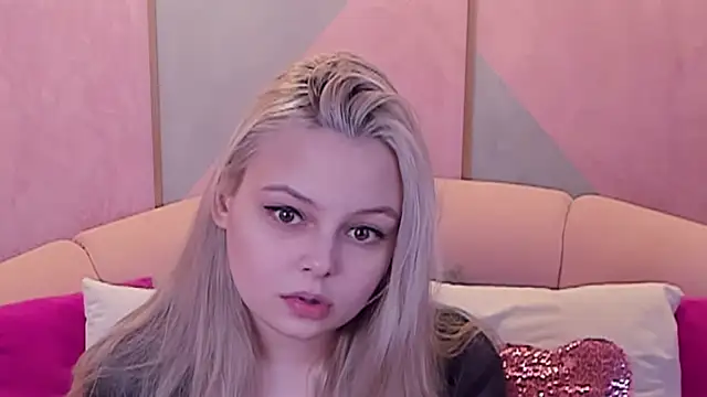 CLAIRE VOGT online show from 20, 2, 2025