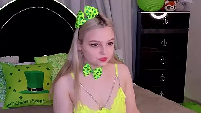 CLAIRE VOGT online show from 17, 3, 2025