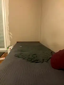 Snapshot of Budibudi5 chatting on 17, 11, 2025 Budibudi5 online show from 17, 11, 2025