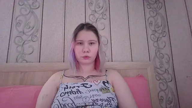 Snapshot of Little_kitsune1707 chatting on 1, 10, 2025 Little kitsune1707 online show from 1, 10, 2025