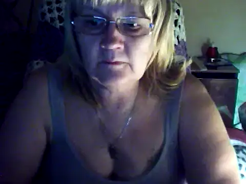 Snapshot of Violet5364 chatting on 12, 3, 2025 Violet5364 online show from 12, 3, 2025