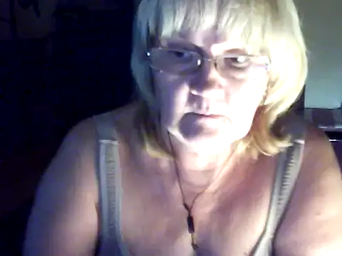 Snapshot of Violet5364 chatting on 20, 9, 2025 Violet5364 online show from 20, 9, 2025