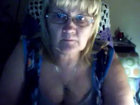 Snapshot of Violet5364 chatting on 15, 3, 2025 Violet5364 online show from 15, 3, 2025