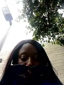 Jazmine-Valentine online show from 5, 6, 2026