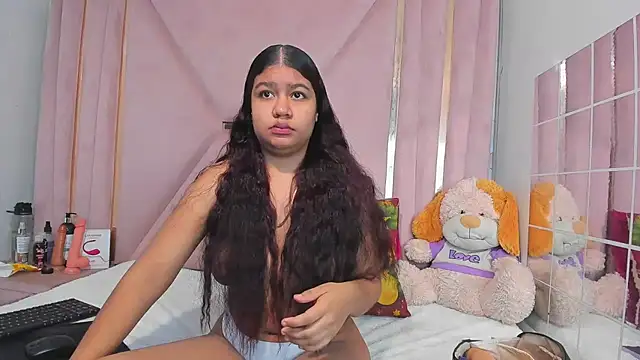 EvansDarling online show from 24, 11, 2025