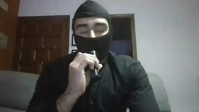 Snapshot of ESCOMOFUC chatting on 24, 2, 2025 ESCOMOFUC online show from 24, 2, 2025