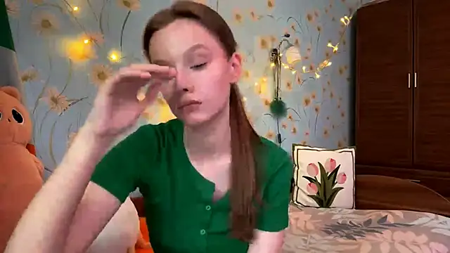 BeckyDwinell online show from 12, 3, 2025