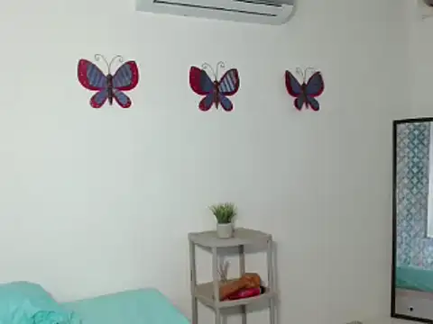 Snapshot of Emilybateee chatting on 12, 3, 2025 Emilybateee online show from 12, 3, 2025