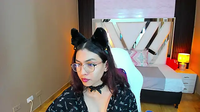 Snapshot of Cristin_Petite chatting on 17, 2, 2025 Cristin Petite online show from 17, 2, 2025