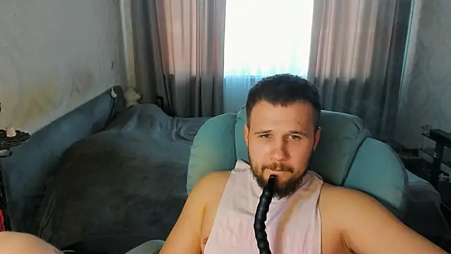Snapshot of Vladik_b chatting on 19, 6, 2026 Vladik b online show from 19, 6, 2026