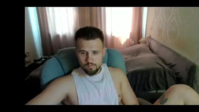 Snapshot of Vladik_b chatting on 1, 7, 2026 Vladik b online show from 1, 7, 2026