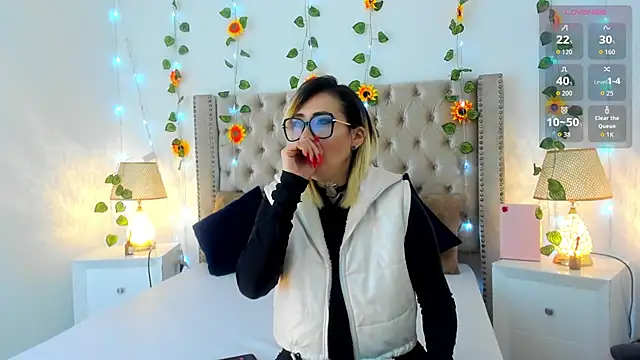 CandieGilson   online show from 28, 9, 2025
