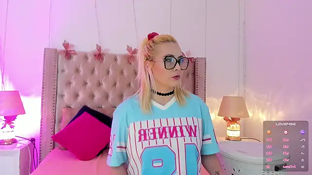 CandieGilson   online show from 23, 2, 2026