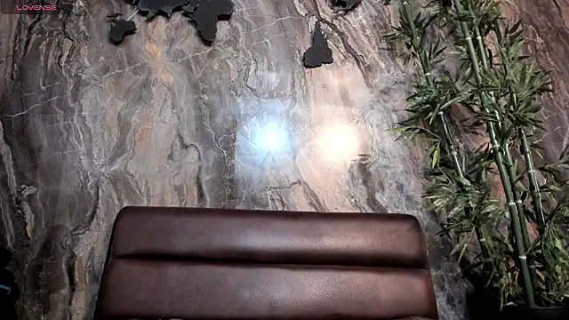 Naomii Viper online show from 1, 2, 2026