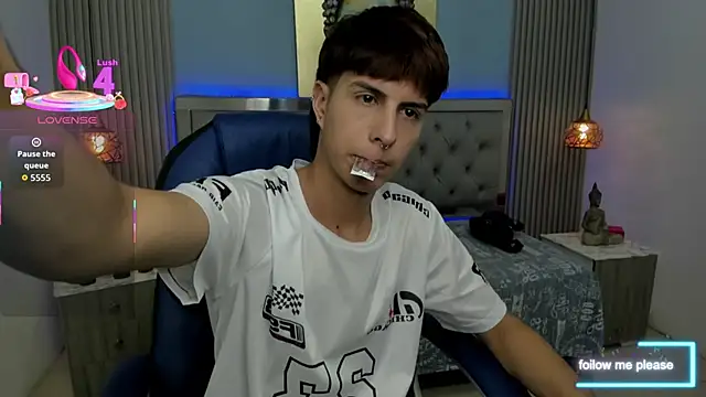 Estiv18  online show from 2, 12, 2025