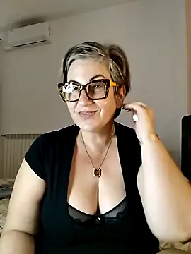 Pumabionda online show from 17, 10, 2025