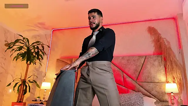 DickGriffith  online show from 2, 11, 2025