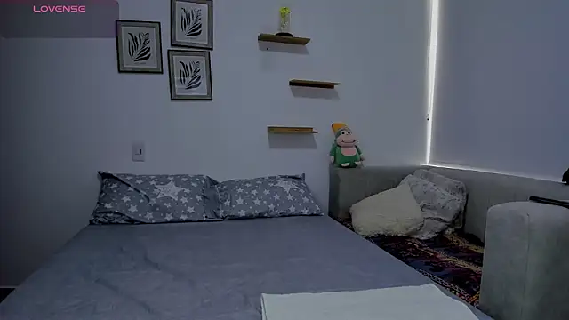 sarita bigbooty  online show from 2, 11, 2025