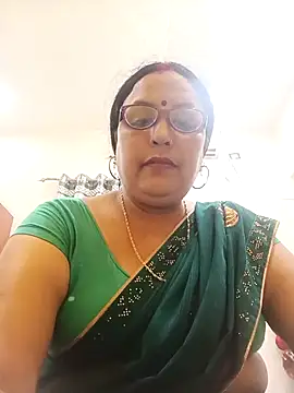 Snapshot of Kiyara8 chatting on 15, 10, 2025 Kiyara8 online show from 15, 10, 2025