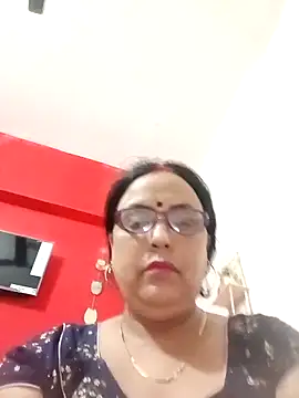 Snapshot of Kiyara8 chatting on 2, 10, 2025 Kiyara8 online show from 2, 10, 2025