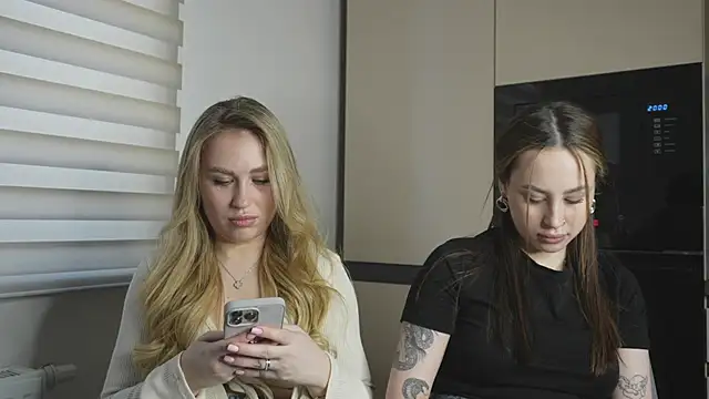 Snapshot of girlstirp chatting on 25, 2, 2025 girlstirp online show from 25, 2, 2025