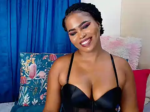 Snapshot of Sadehx chatting on 28, 2, 2025 Sadehx online show from 28, 2, 2025