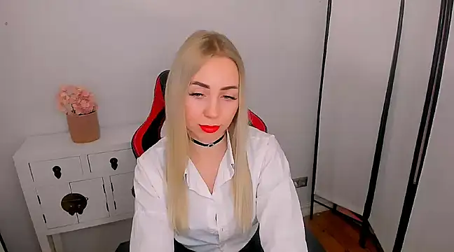 MargaritaRose online show from 17, 2, 2025