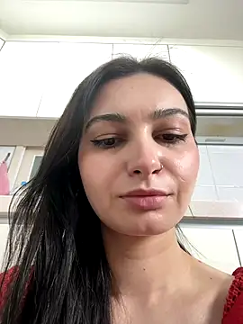 lunalovelee online show from 7, 1, 2026