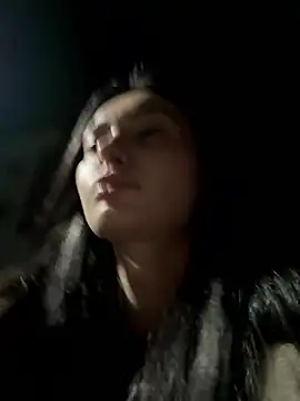 lunalovelee online show from 1, 12, 2025