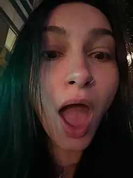 lunalovelee online show from 13, 11, 2025