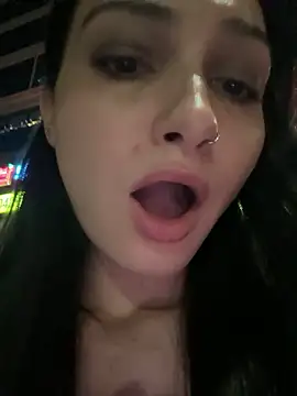 lunalovelee online show from 16, 7, 2026