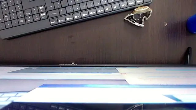 leonela 69 online show from 14, 12, 2025