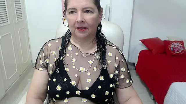 leonela 69 online show from 4, 6, 2026