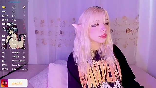 Snapshot of purplelilith3 chatting on 6, 5, 2026 purplelilith3 online show from 6, 5, 2026