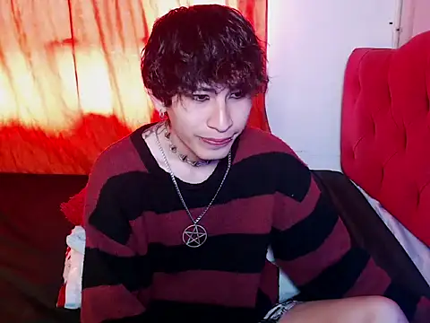 Alien Twink online show from 2, 10, 2025