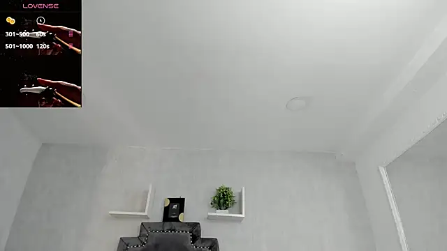 EmiliaRose  online show from 18, 11, 2025