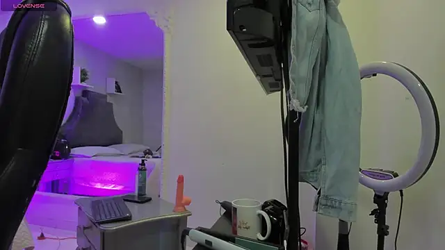 EmiliaRose  online show from 27, 2, 2026