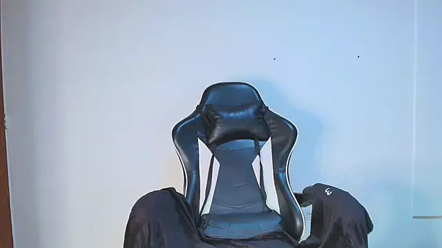 natasha steele online show from 4, 11, 2025