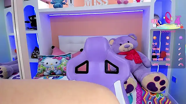 miss   megan online show from 3, 3, 2025