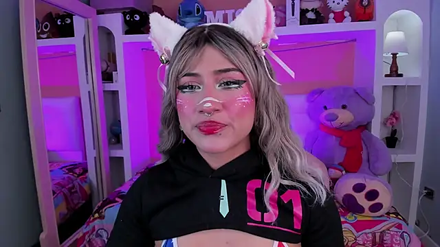 miss   megan online show from 10, 4, 2026